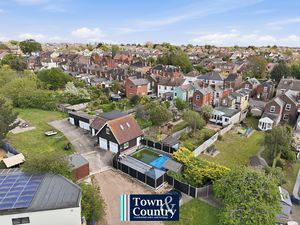LADYSMITH AVENUE- click for photo gallery